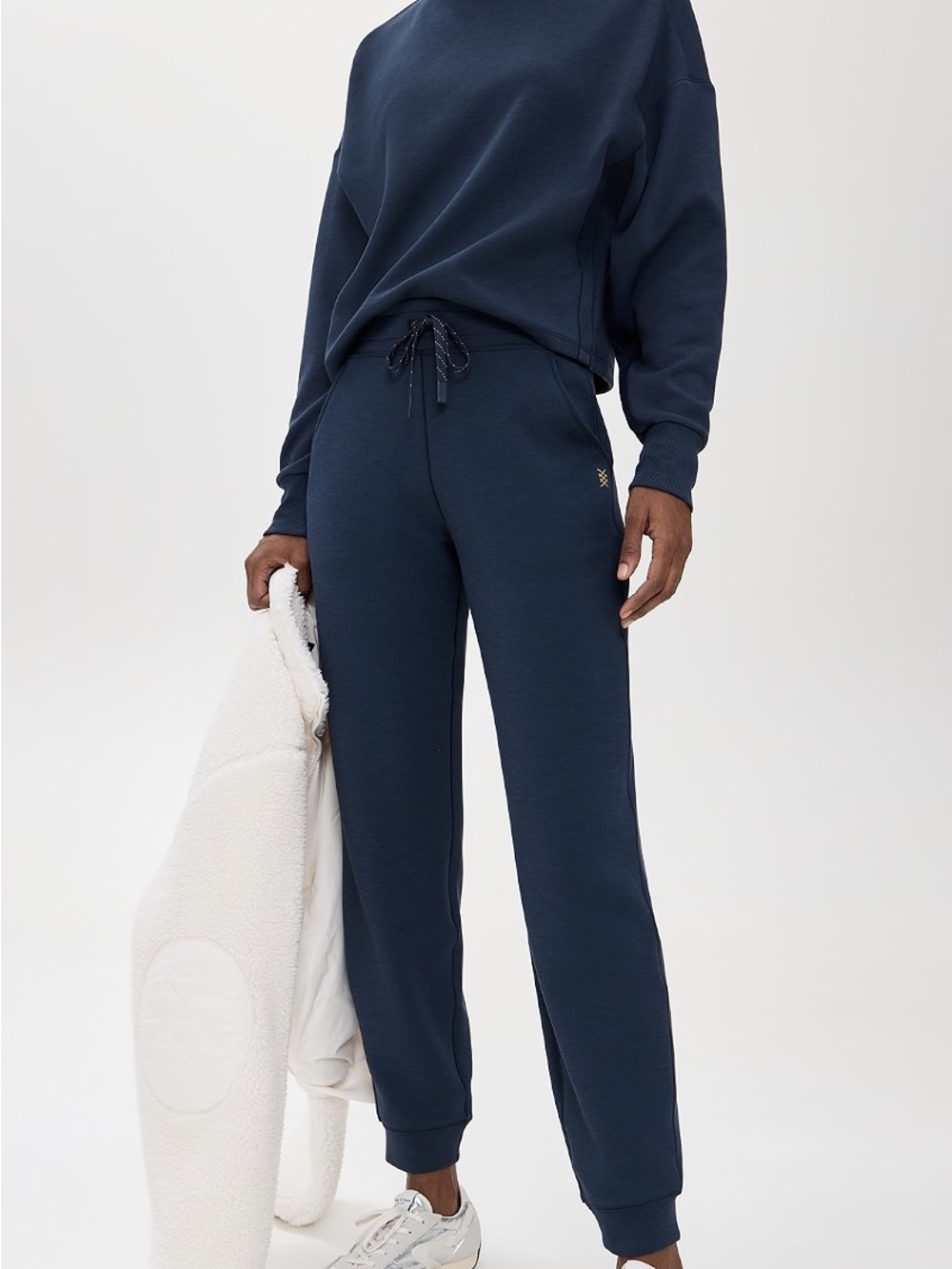 Rhône Dreamglow Joggers and Dreamglow Mock Neck Sweatshirt $246 MSRP